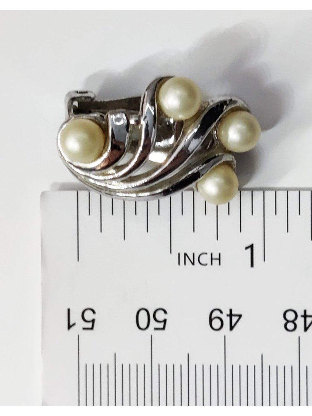 Vintage Signed 60s Crown Trifari Silver Plated Bracelet Earrings w Faux Pearls - Picture 7 of 8